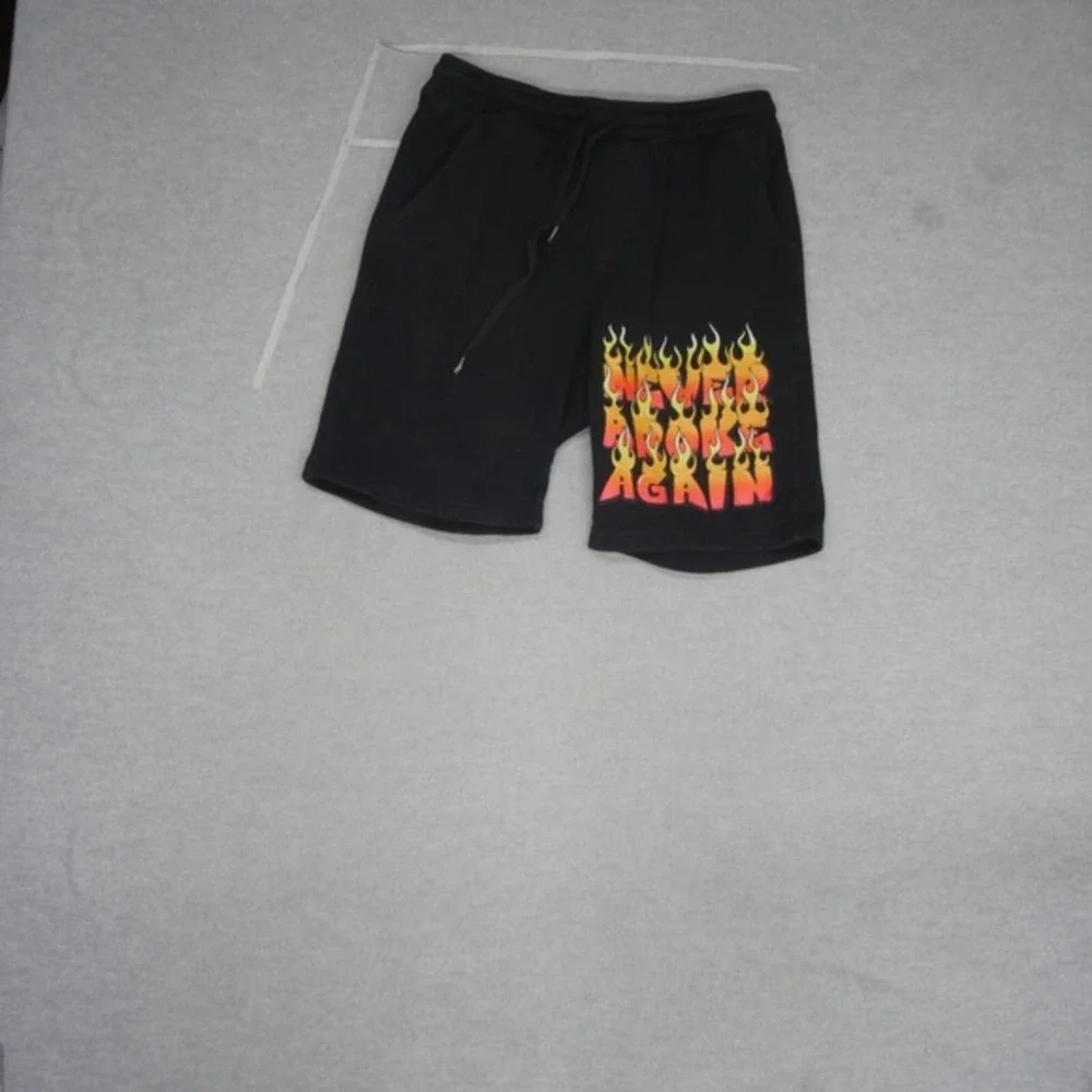 Never‎ Broke Again Men Activewear Shorts Medium Black Sweats Fire Flame Logo